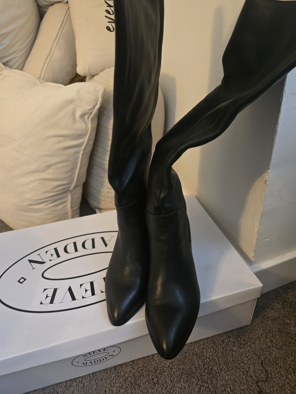Steve Madden Black Pointed Knee-High Leather Boots